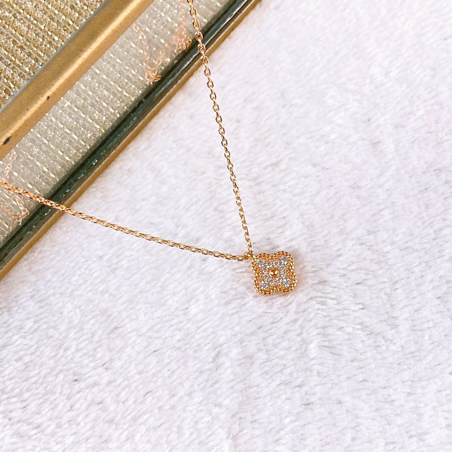 Collar de Chapa de Oro CC2449-1