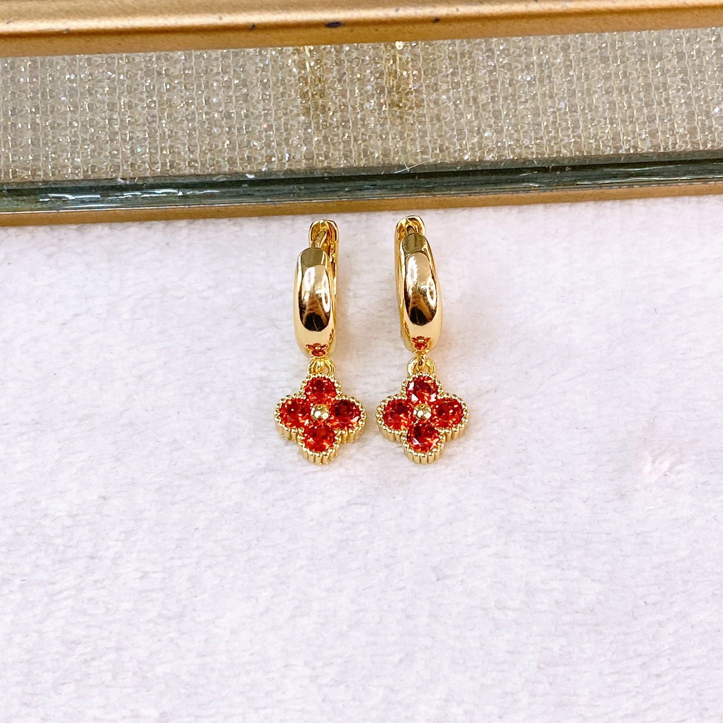 Arete de Chapa de Oro COA2724-1