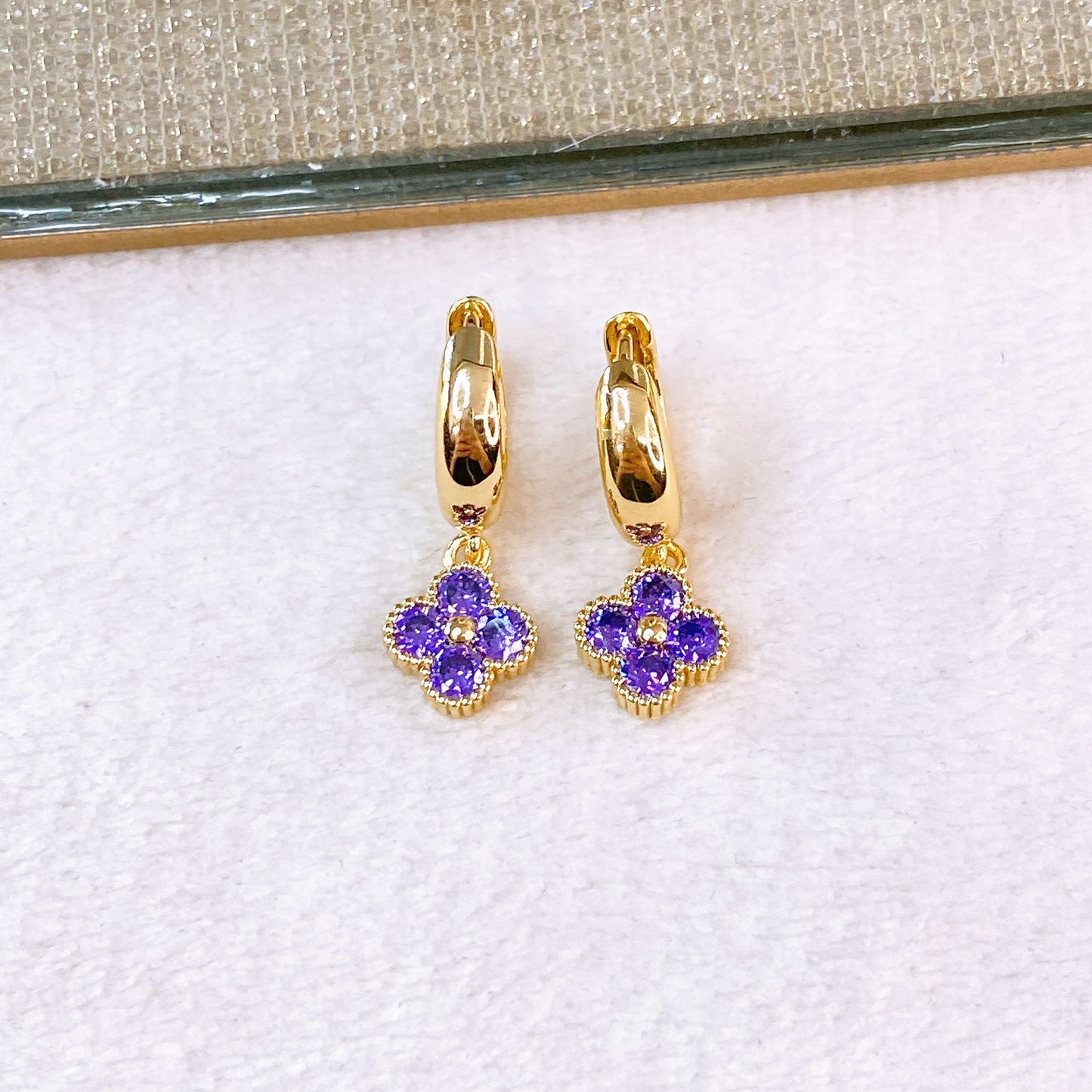 Arete de Chapa de Oro COA2718-1