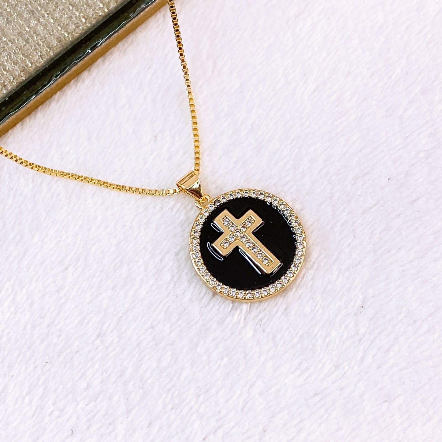 Collar de Chapa de Oro CC2489-2