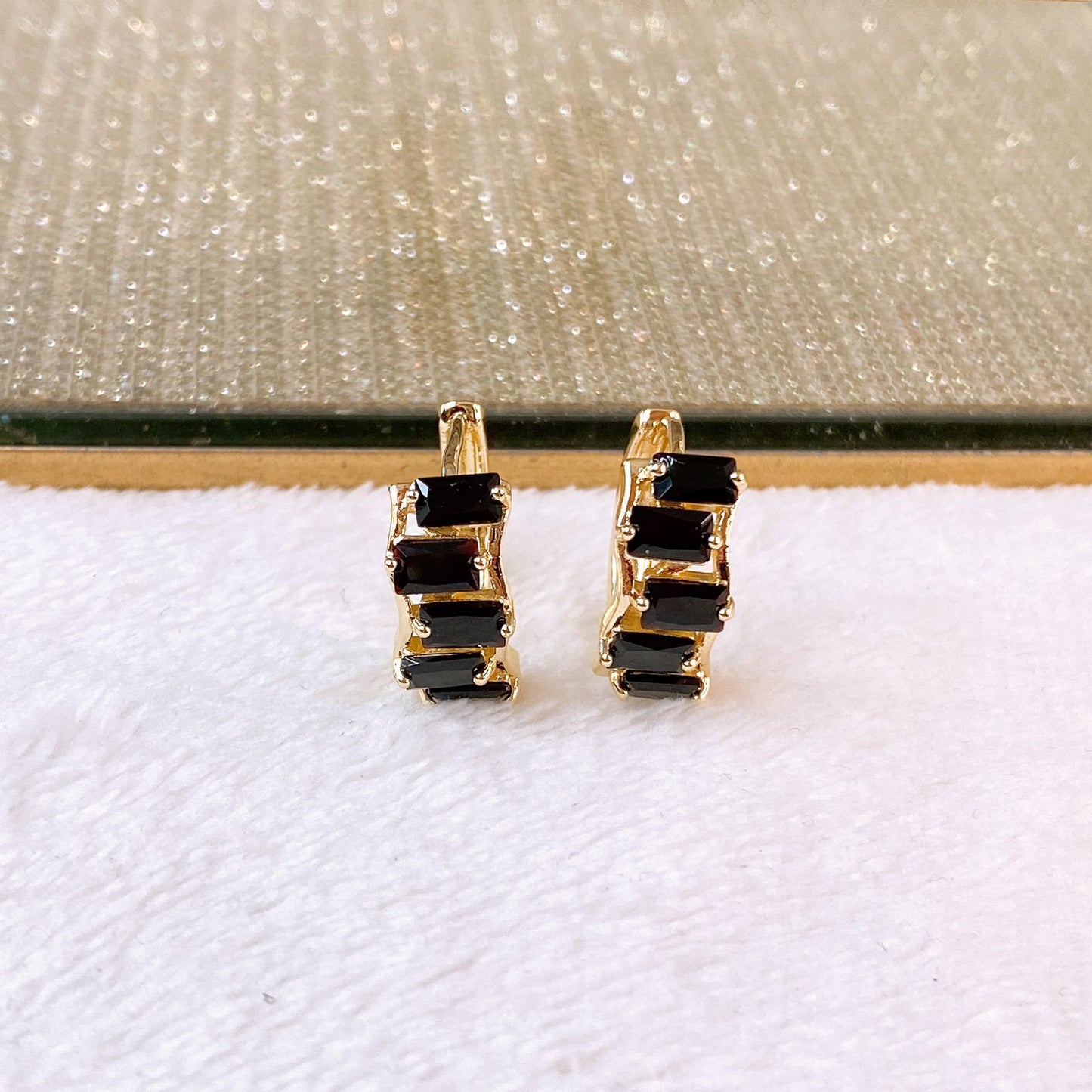 Arete de Chapa de Oro COA2813-1