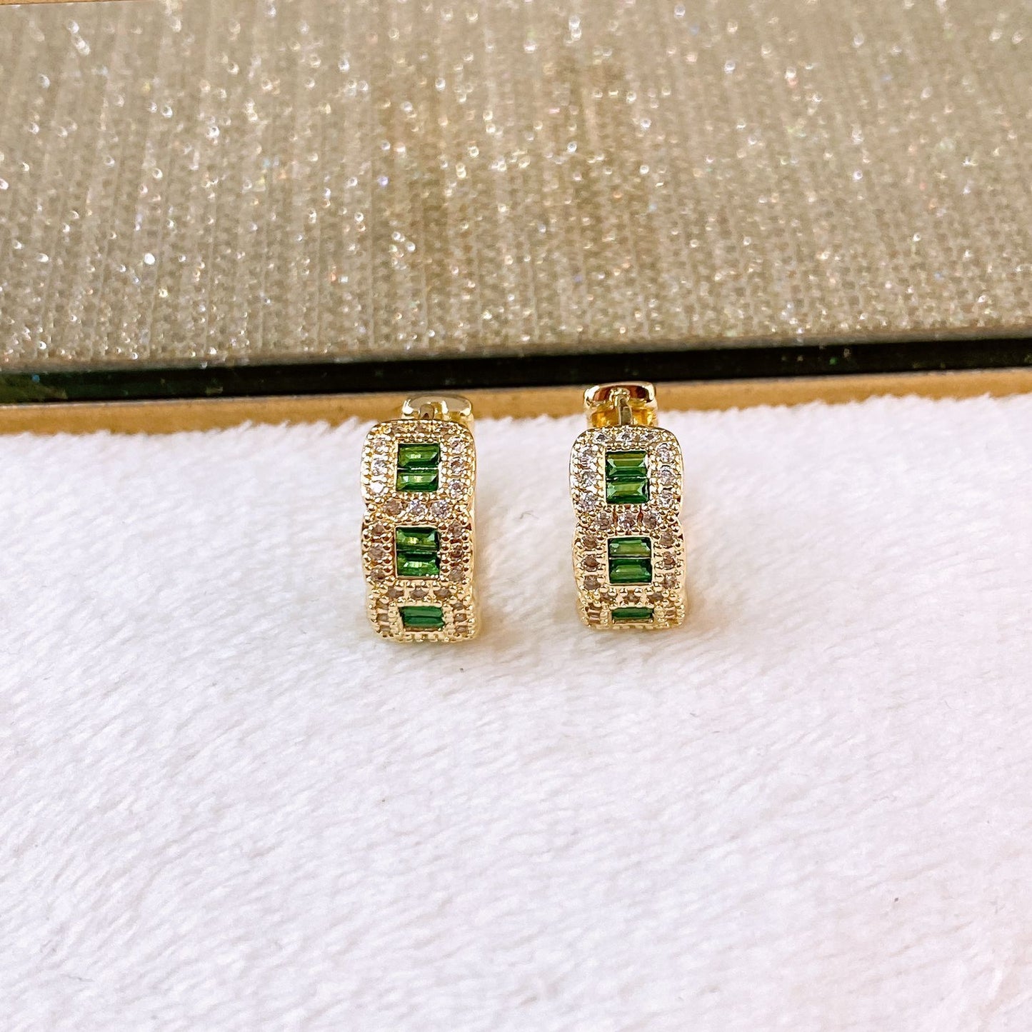 Arete de Chapa de Oro COA2812-2