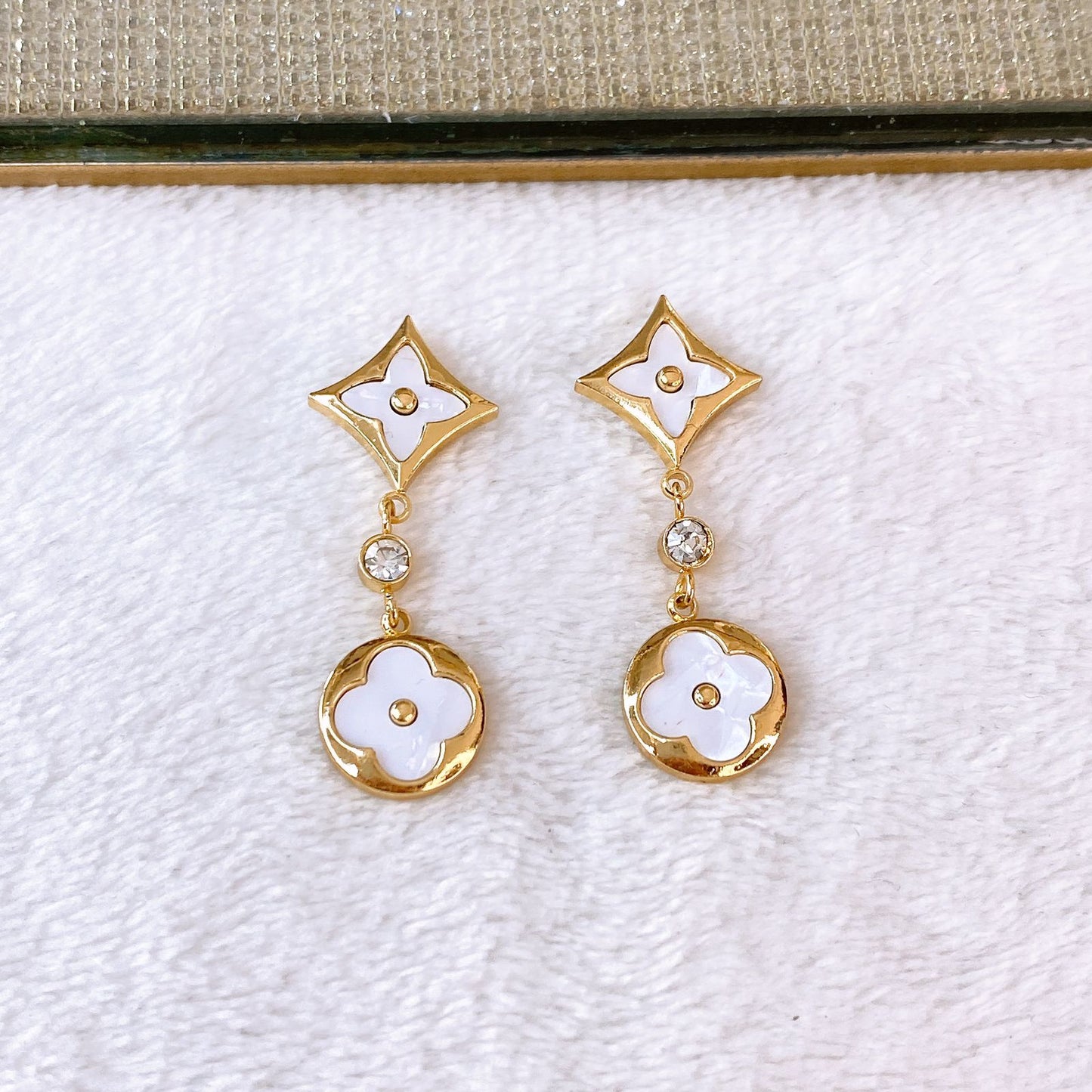 Arete de Oro Laminado COA2859-4