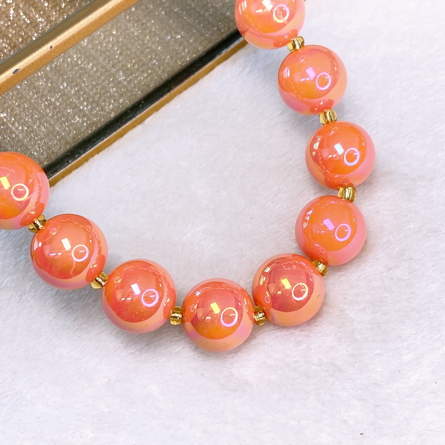 Collar de Resina y Chapa de Oro CC2569-5