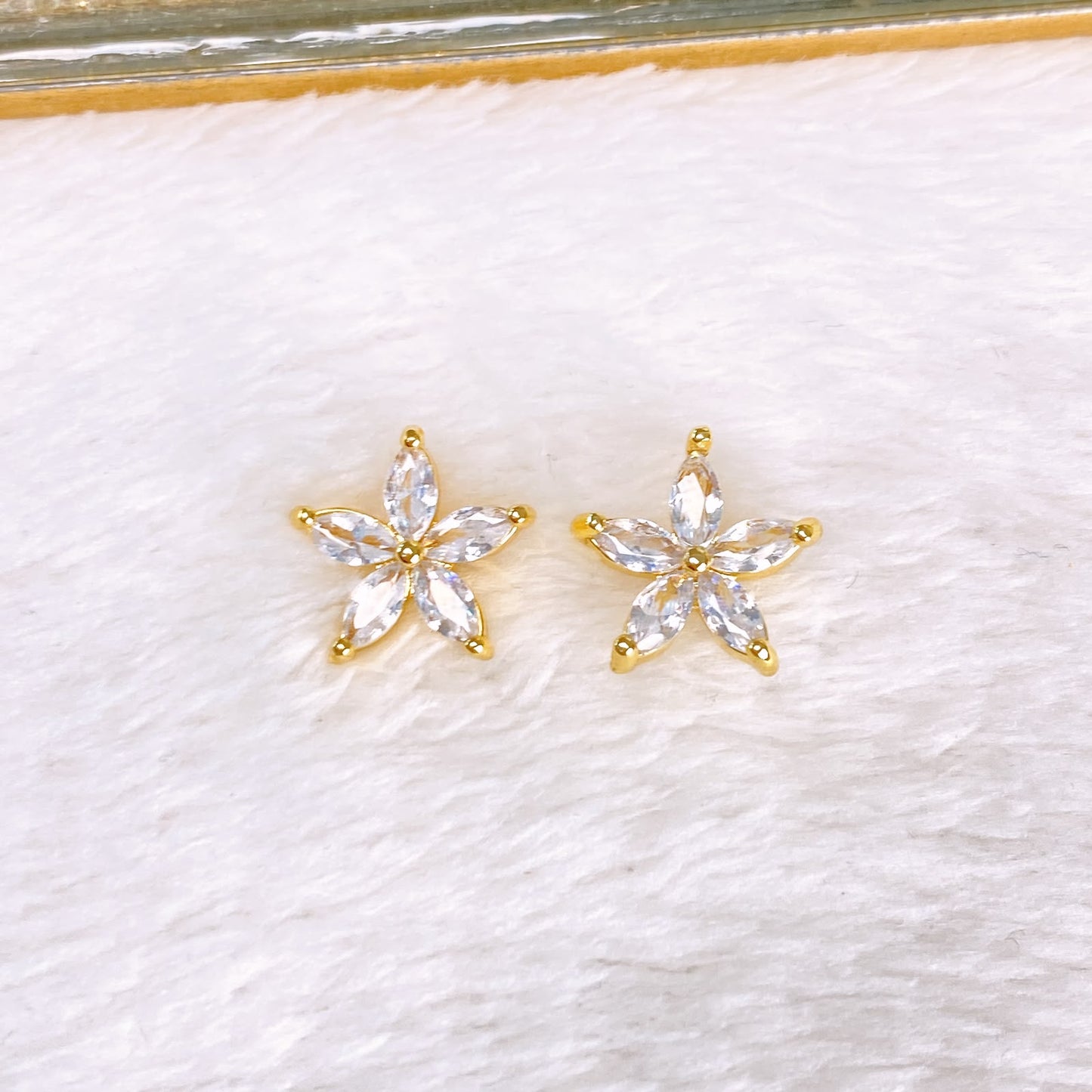 Arete de Chapa de Oro COA2889-2