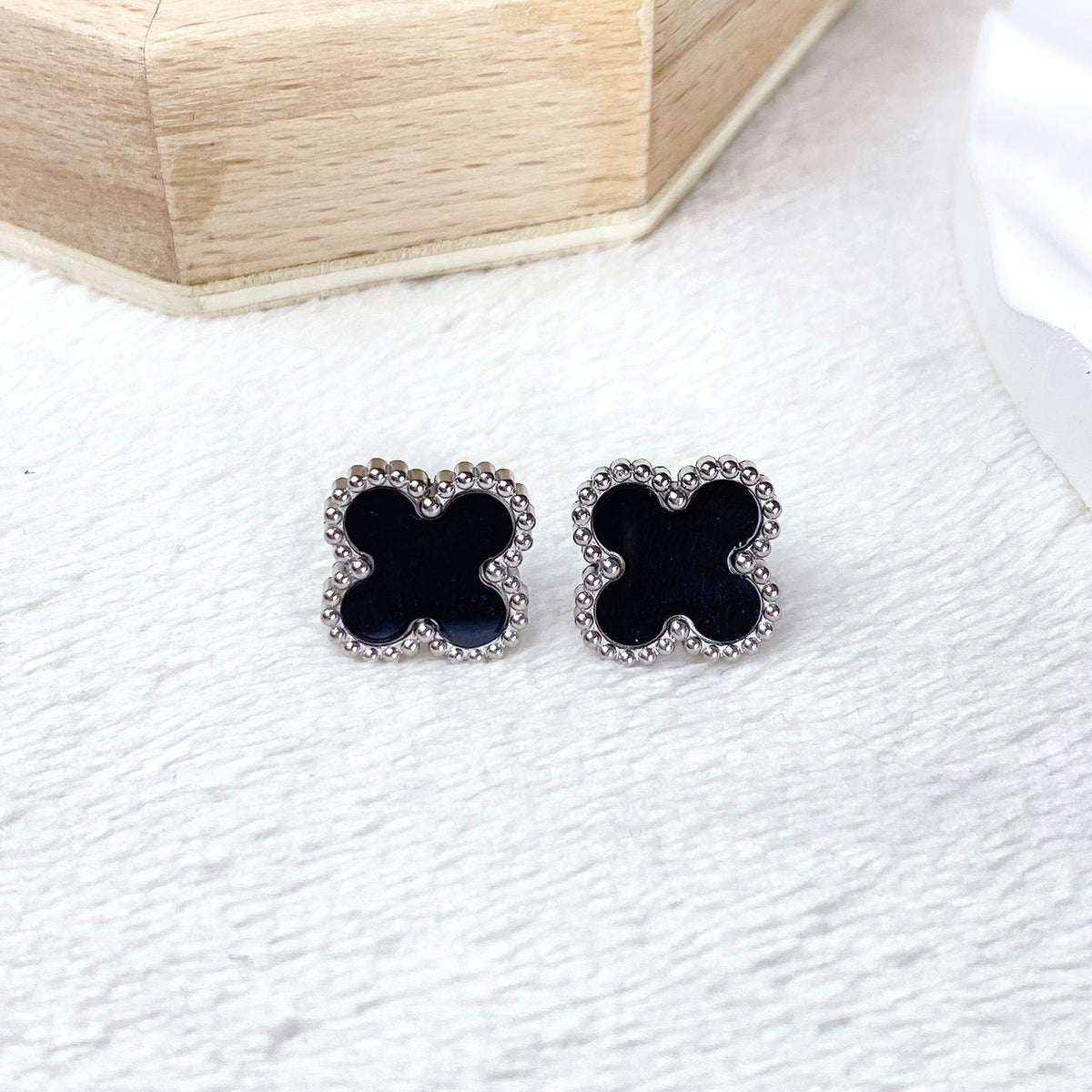 Arete de Acero Inoxidable Flor Grande AAI3188-2