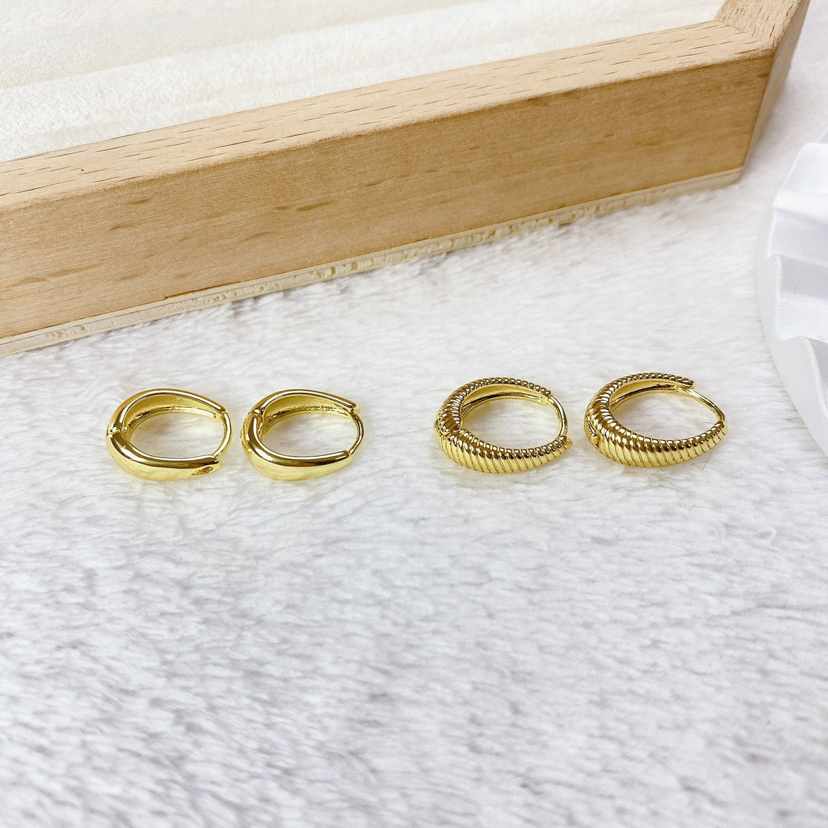 Set de Aretes de Oro Laminado COA2943-9