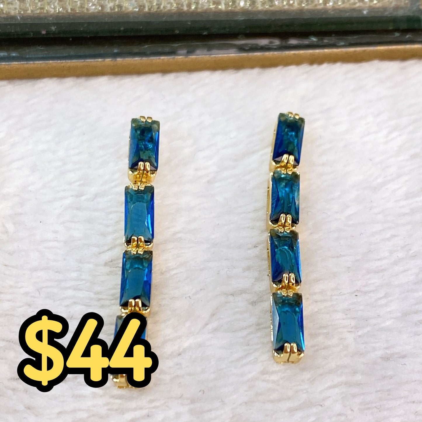 Arete de Chapa de Oro COA2020-5
