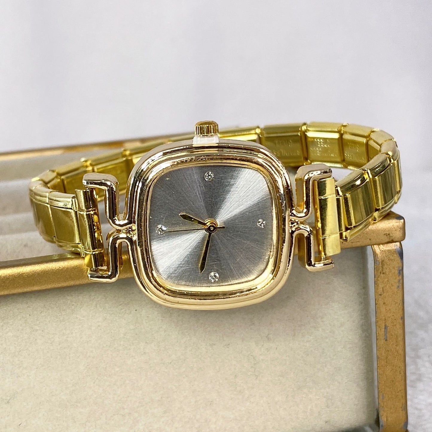 Reloj en Pulsera Italiana de Acero con Baño de Chapa de Oro PAI1049-1