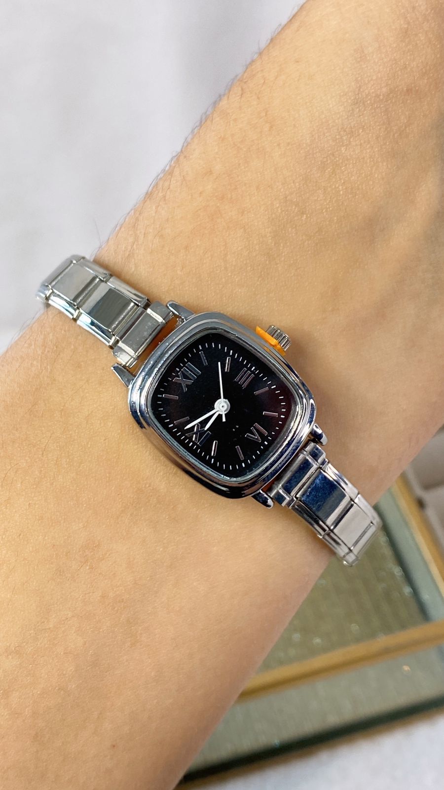 Reloj en Pulsera Italiana de Acero con Baño de Chapa de Oro PAI1052-1