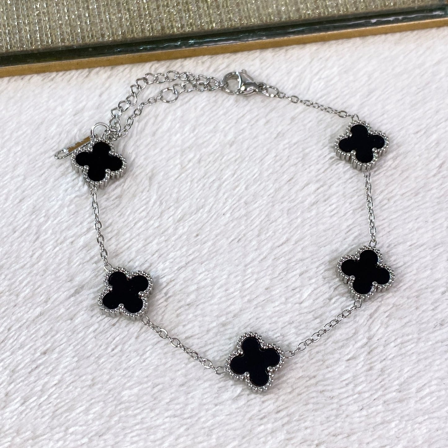 Pulsera de Trebol Mediano de Acero Inoxidable PAI1067-2