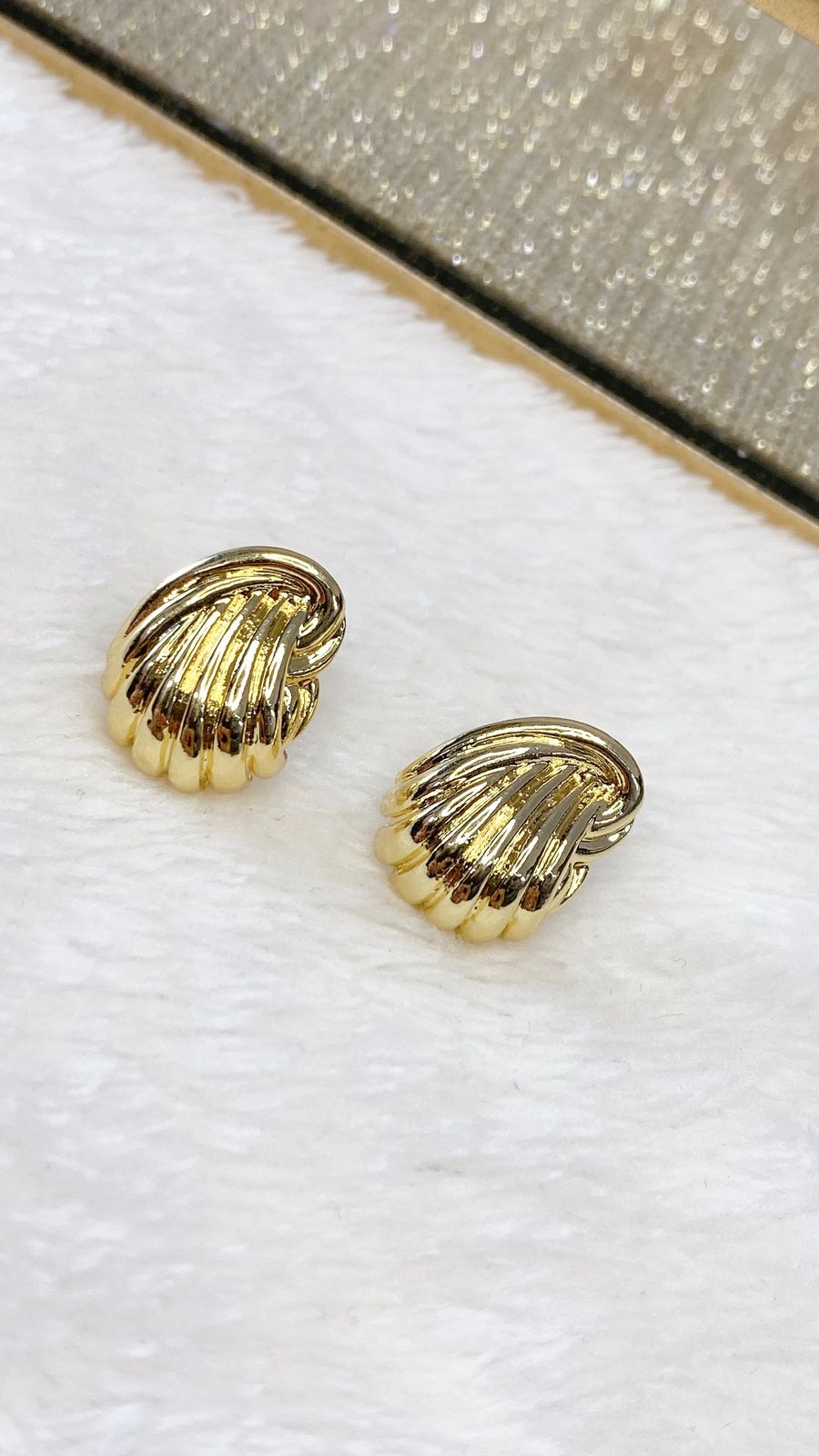 Arete de Chapa de Oro COA1687-1