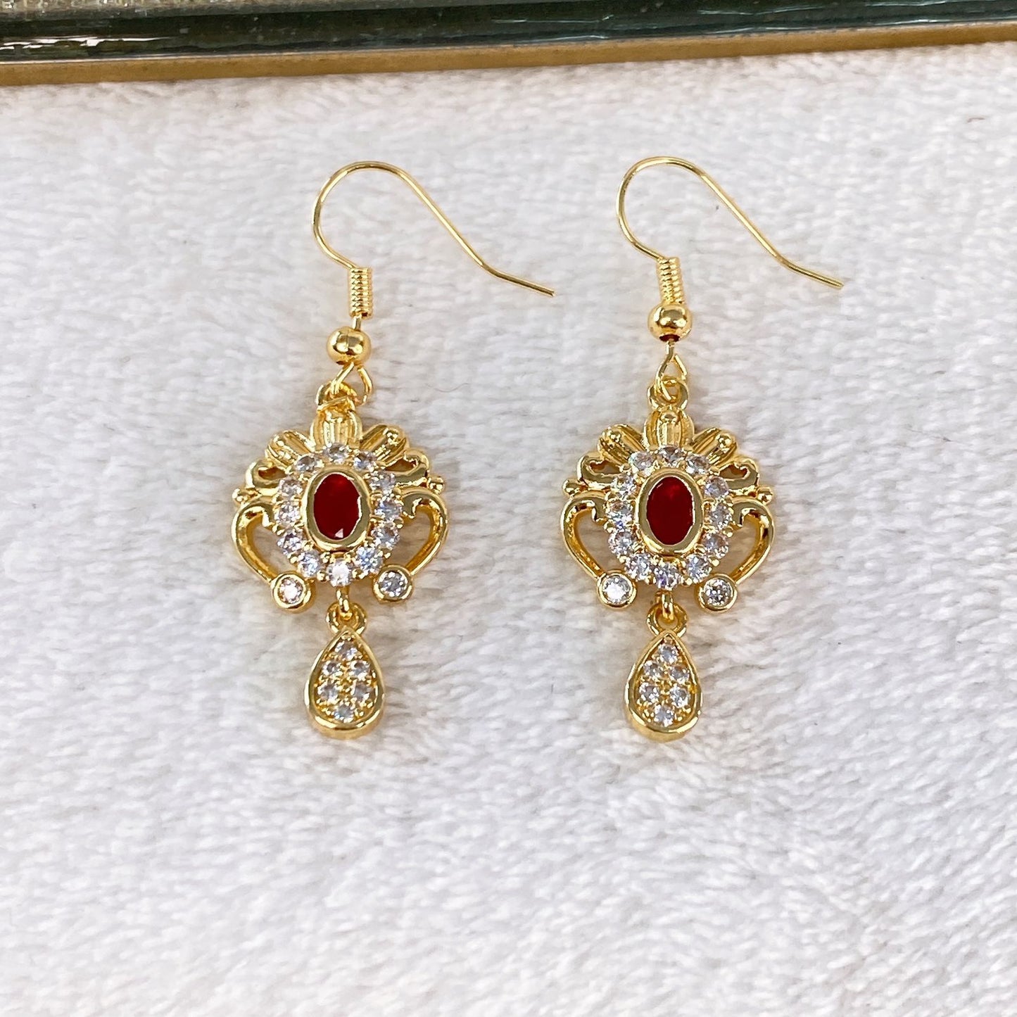 Arete de Chapa de Oro COA2116-1