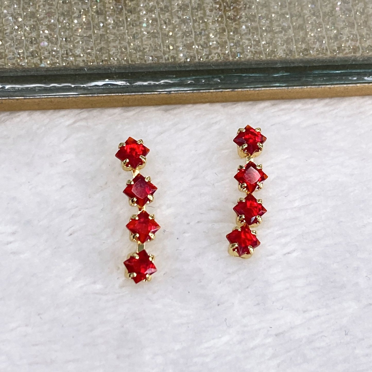 Arete de Chapa de Oro COA2137-4