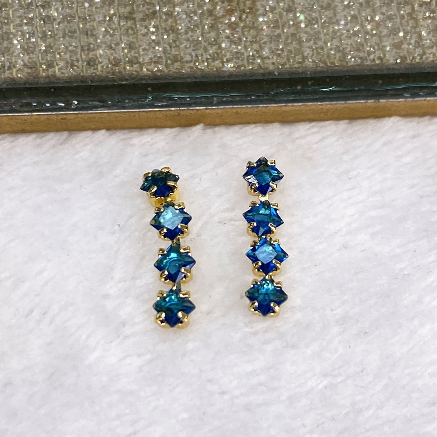 Arete de Chapa de Oro COA2137-7