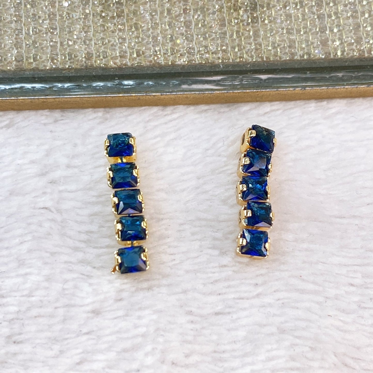 Arete de Chapa de Oro COA2142-5