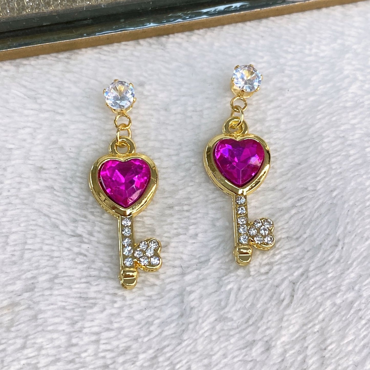 Arete de Chapa de Oro COA2350-1