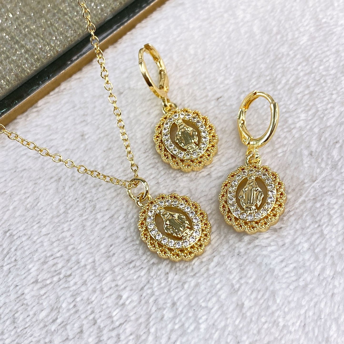 Set de Chapa de Oro CC2241-1