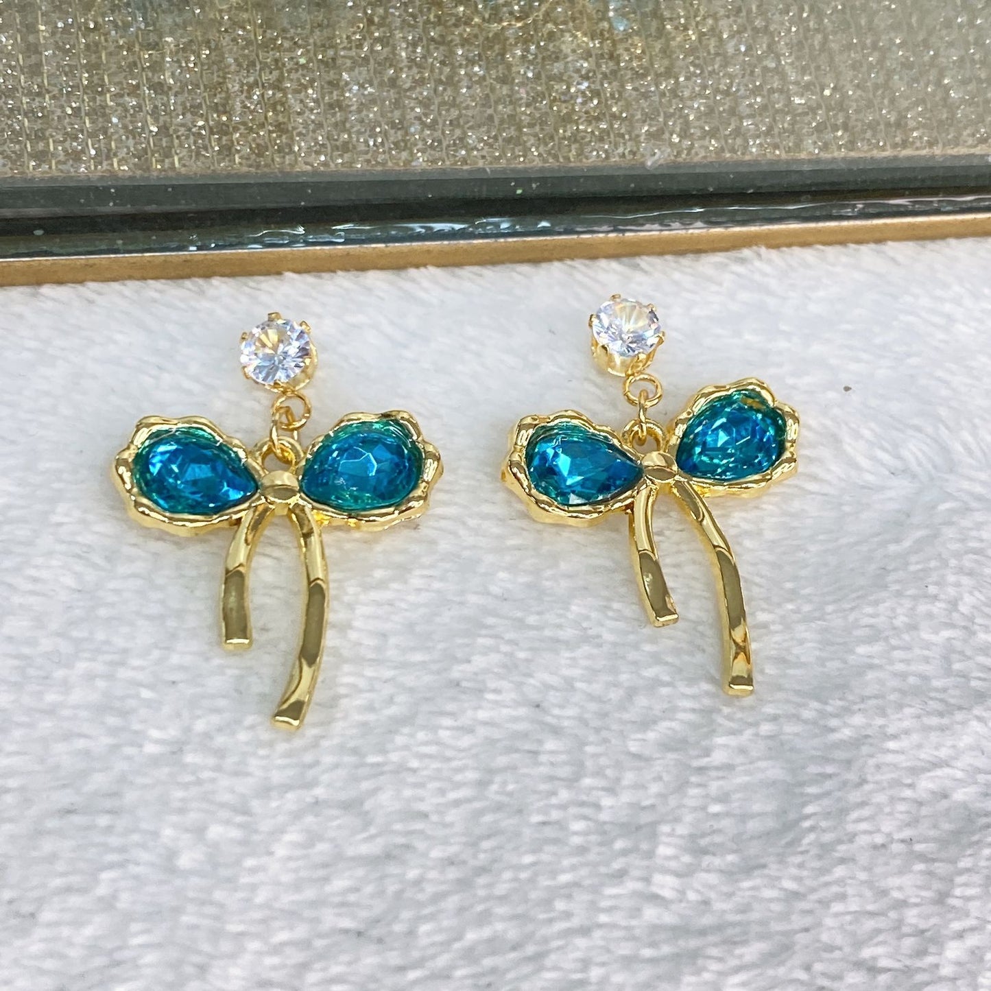 Arete de Chapa de Oro COA2351-1