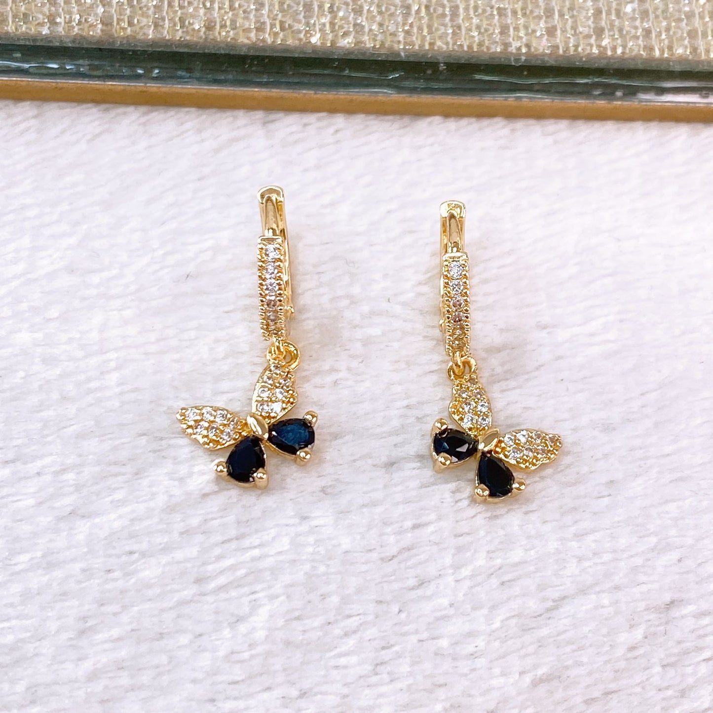 Arete de Chapa de Oro COA2498-1