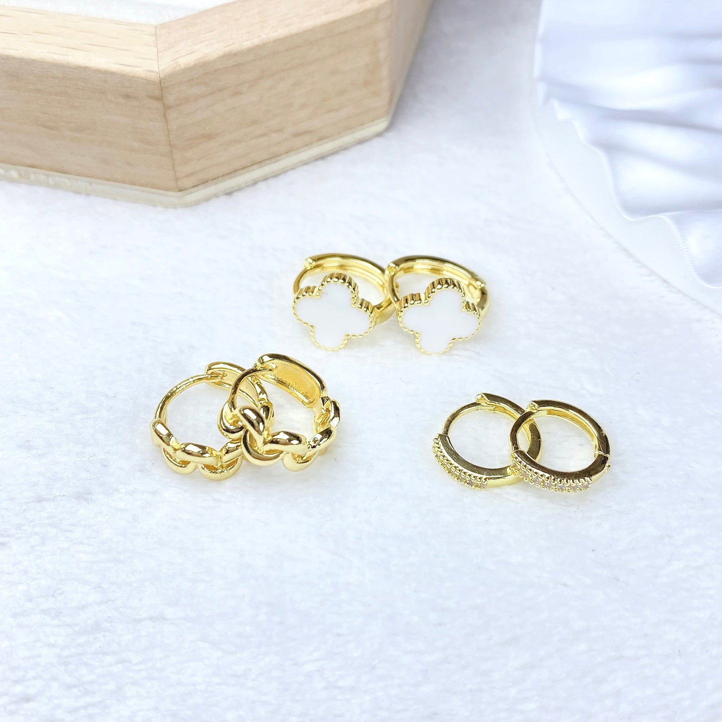Set de Aretes de Oro Laminado COA2940-1
