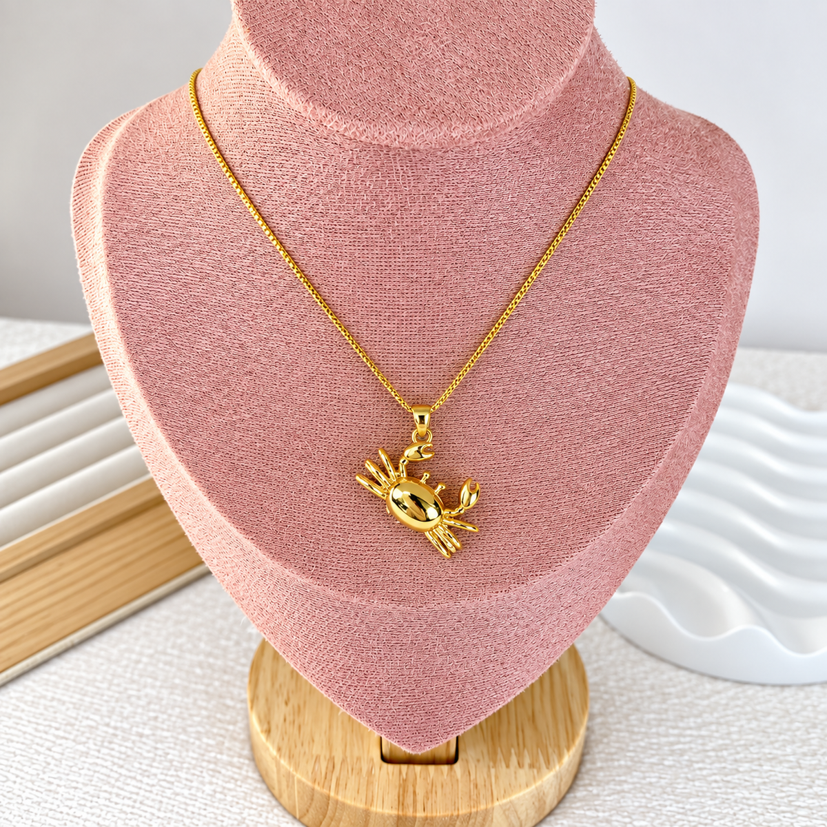 Collar de Chapa de Oro CC2407-1
