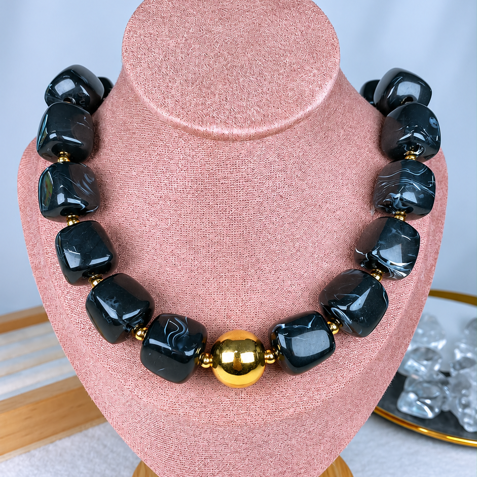 Collar de Acrilico y Chapa de Oro CC2613-2