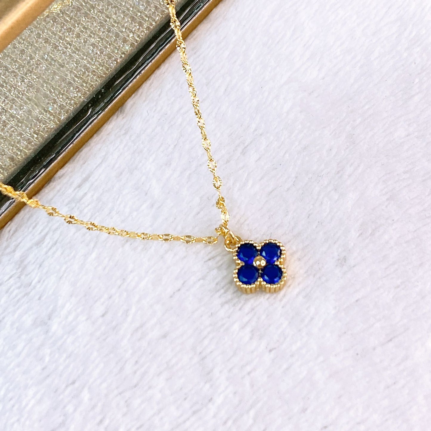 Collar de Chapa de Oro CC2466-1