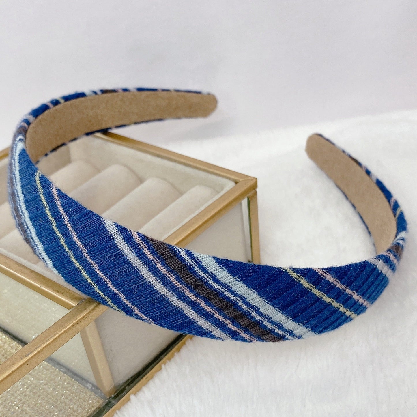 Diadema CBD486-4