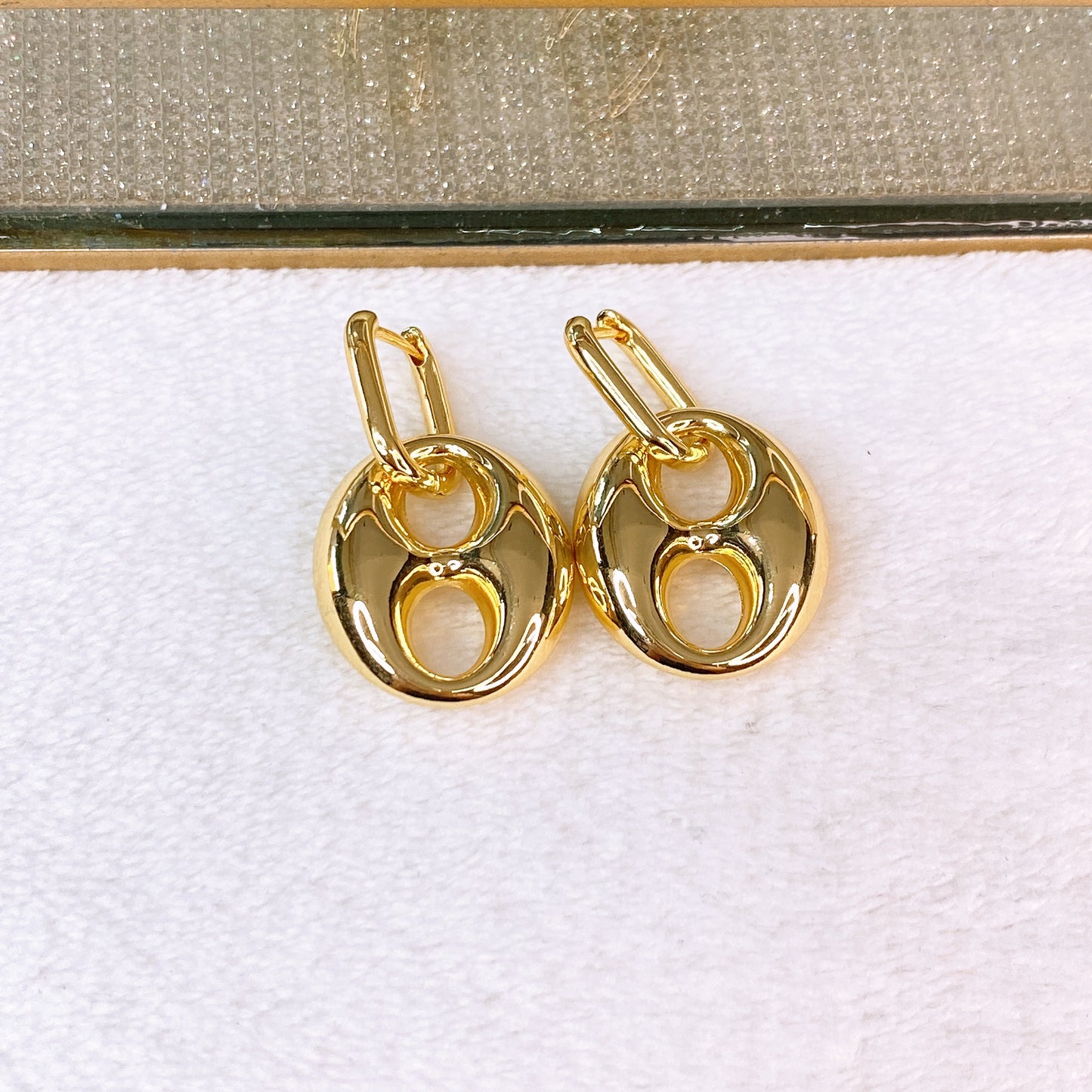 Arete de Chapa de Oro COA2730-1