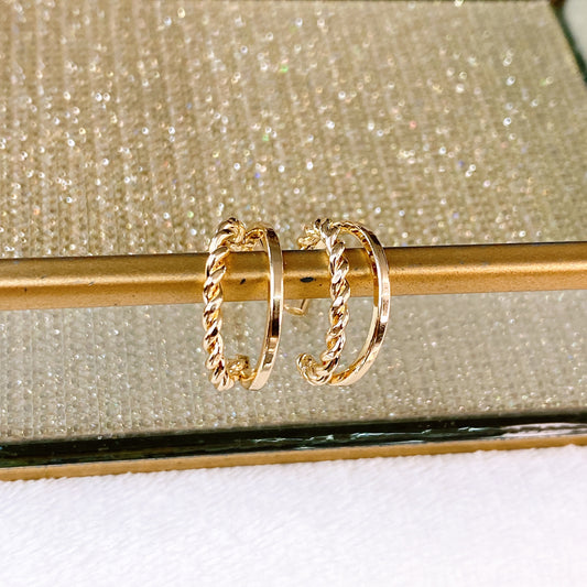 Arete de Chapa de Oro COA2823-1