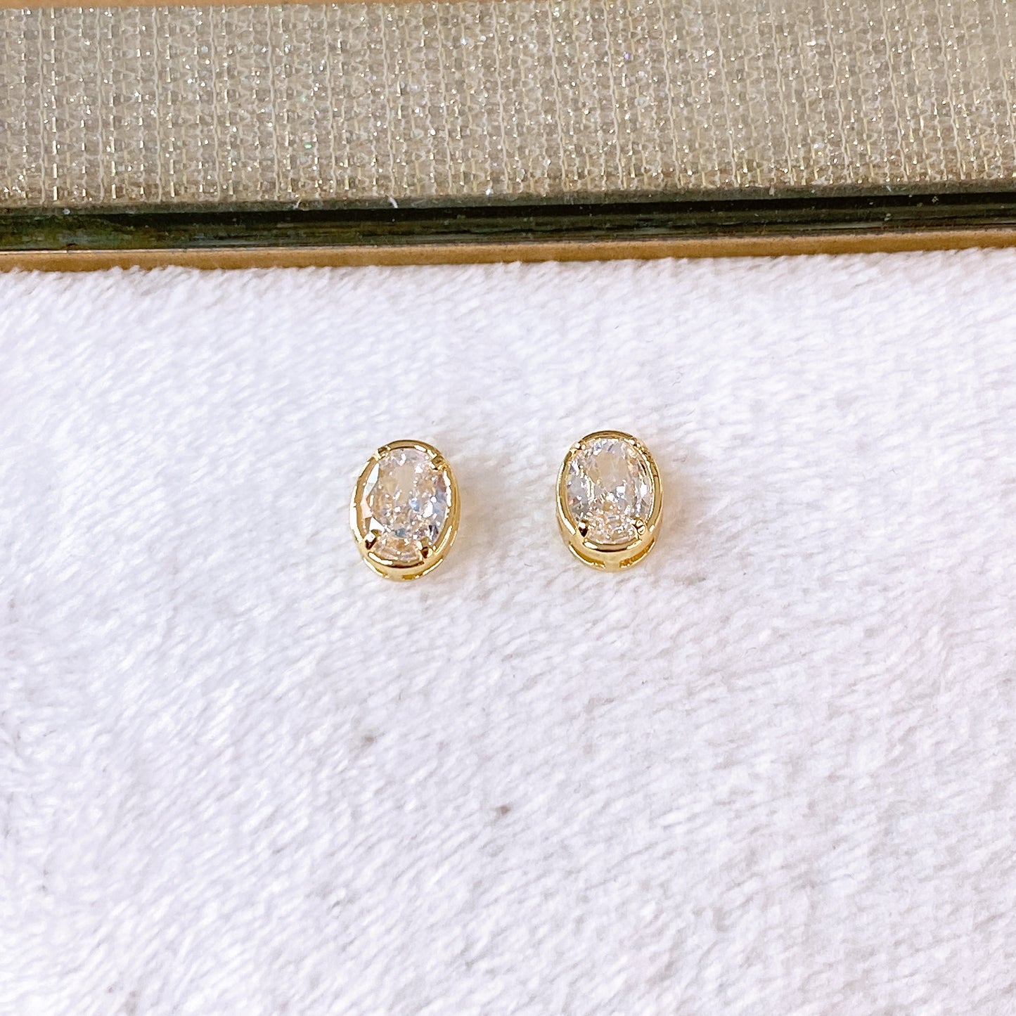 Arete de Chapa de Oro COA2864-1