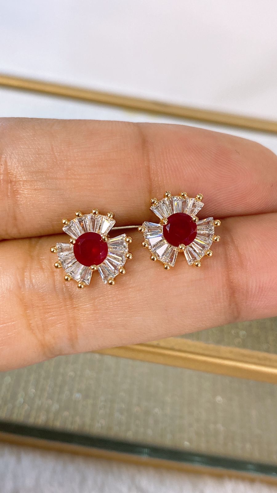 Arete de Chapa de Oro COA2123-2