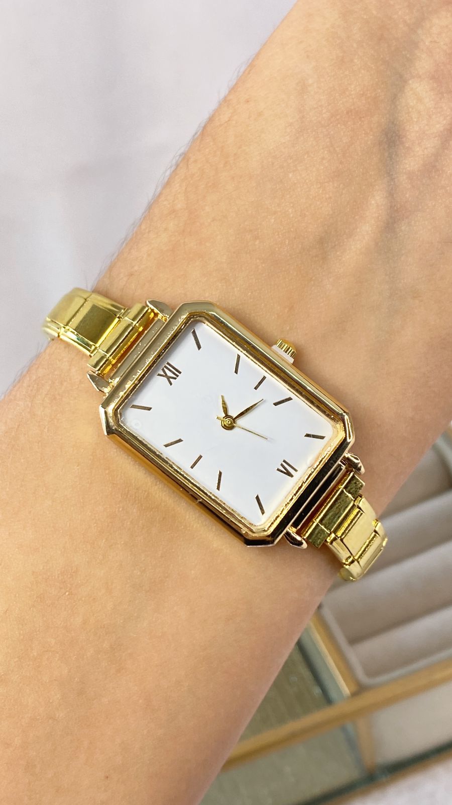 Reloj en Pulsera Italiana de Acero con Baño de Chapa de Oro PAI1048-1