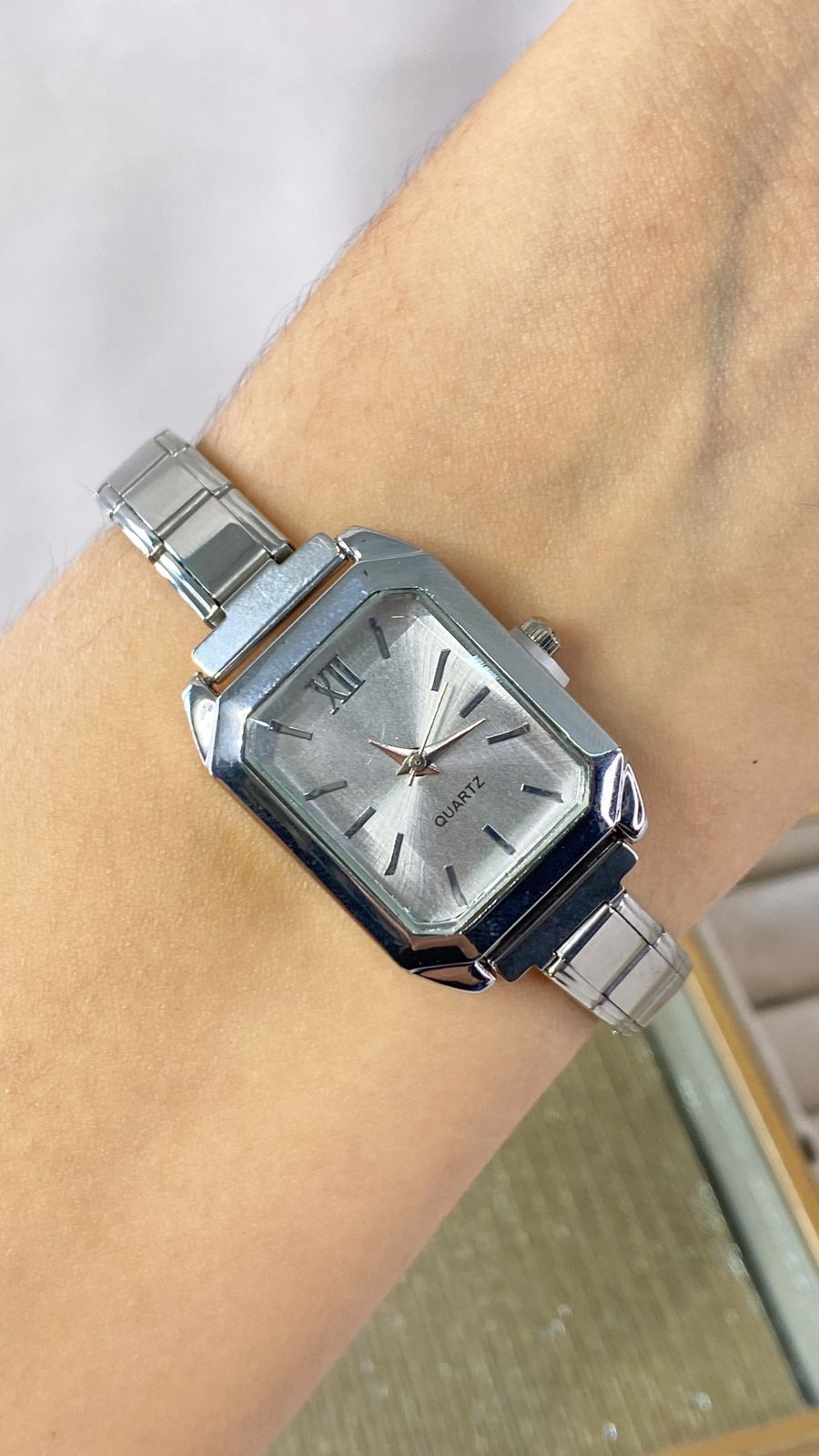 Reloj en Pulsera Italiana de Acero con Baño de Chapa de Oro PAI1051-1