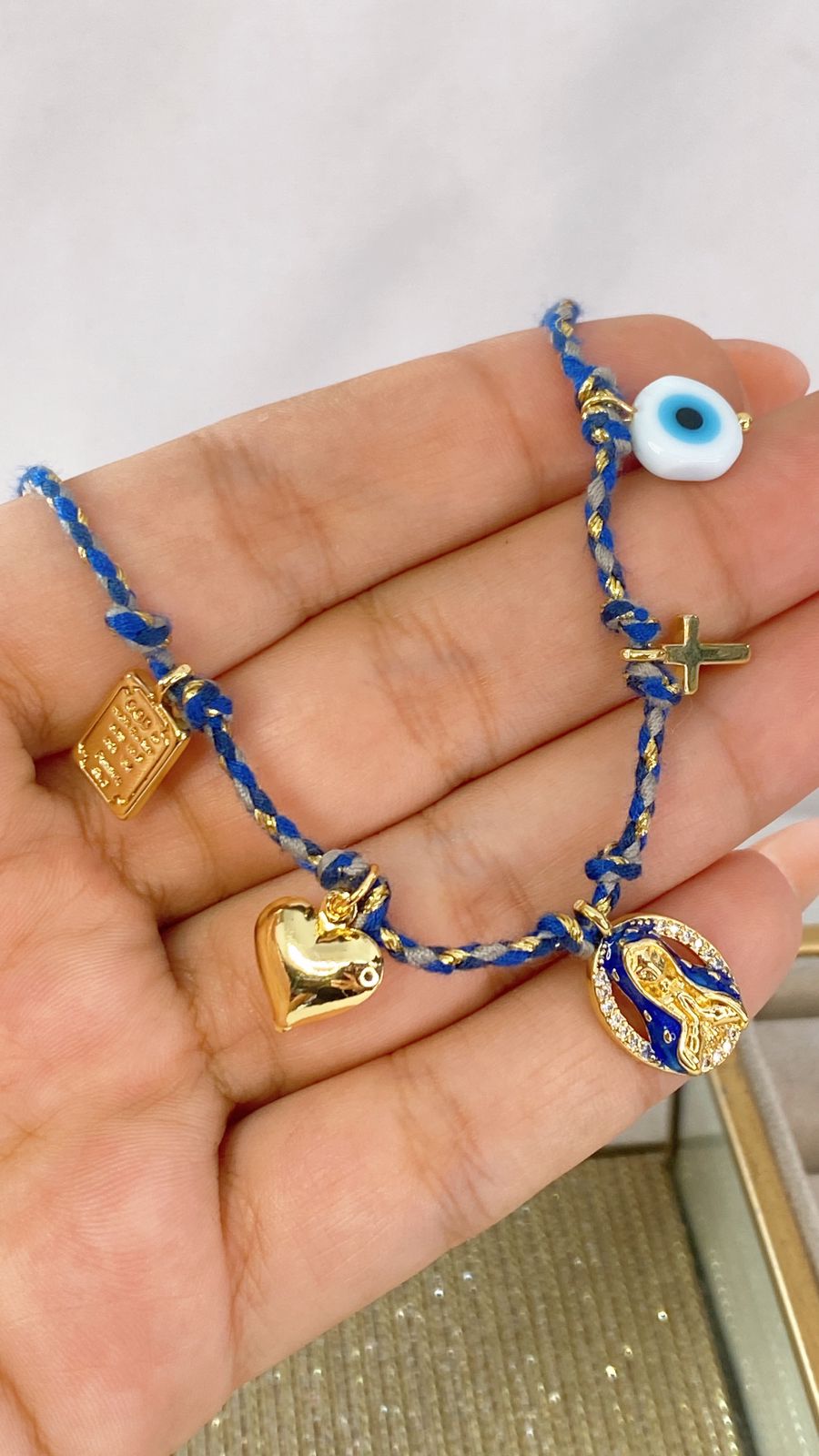 Collar Trenzado con Dijes de Chapa de Oro CC2157-2