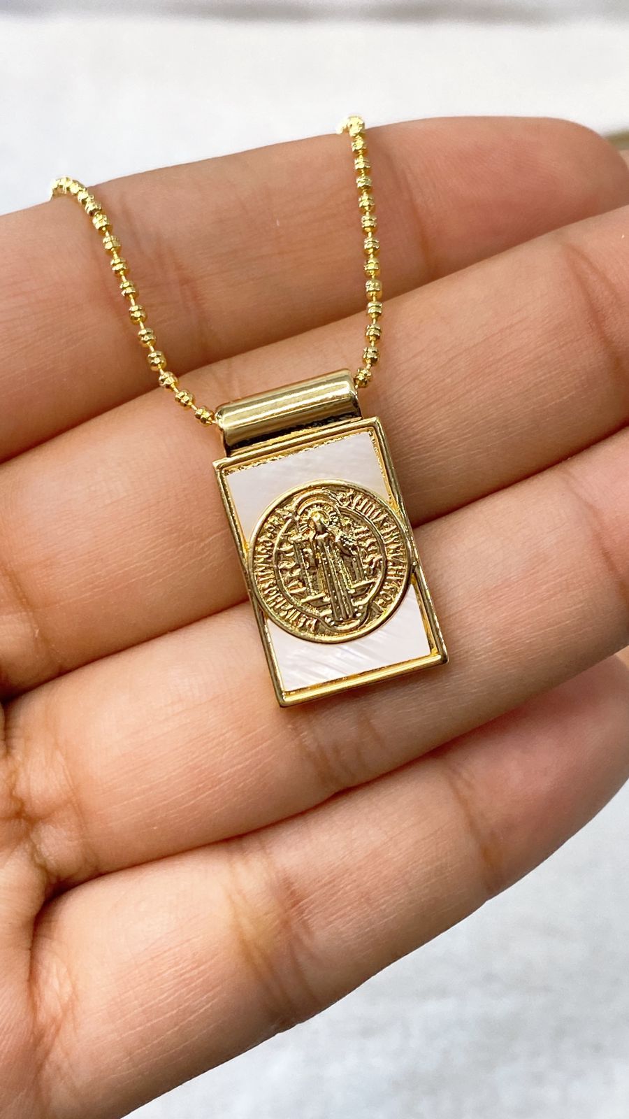 Collar de Chapa de Oro CC2191-1