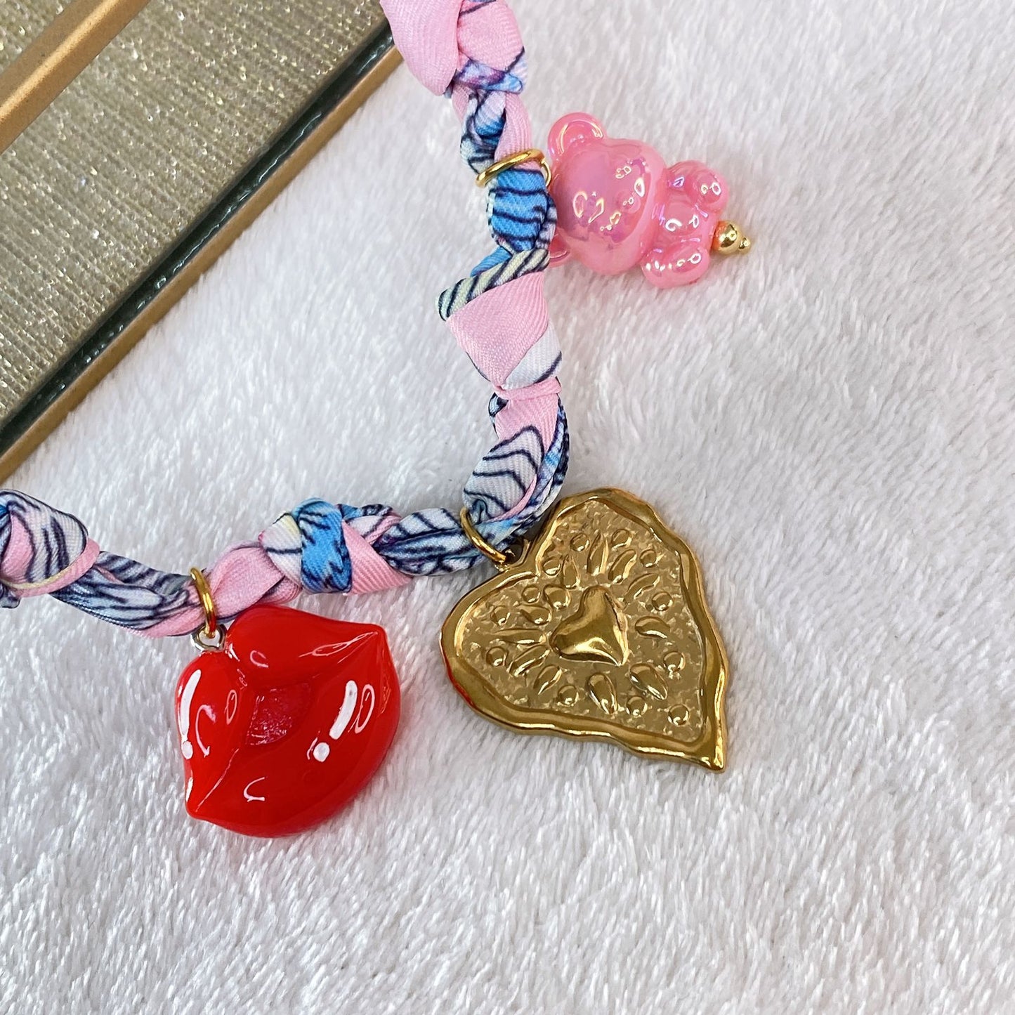 Collar de Tela con dije de Acero Inoxidable CAI2727-1