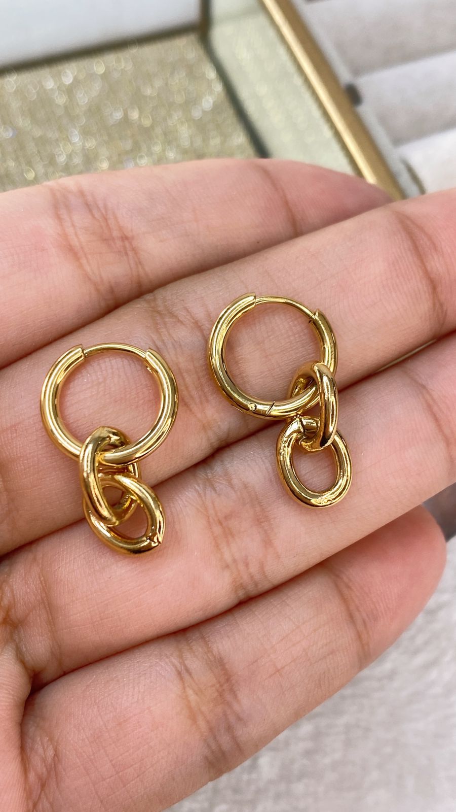 Arete de Chapa de Oro COA2148-1