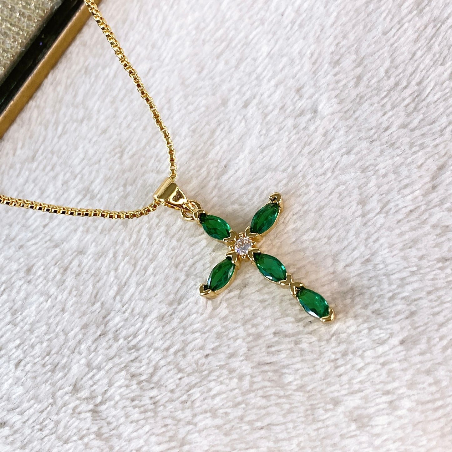 Collar de Chapa de Oro CC2266-2