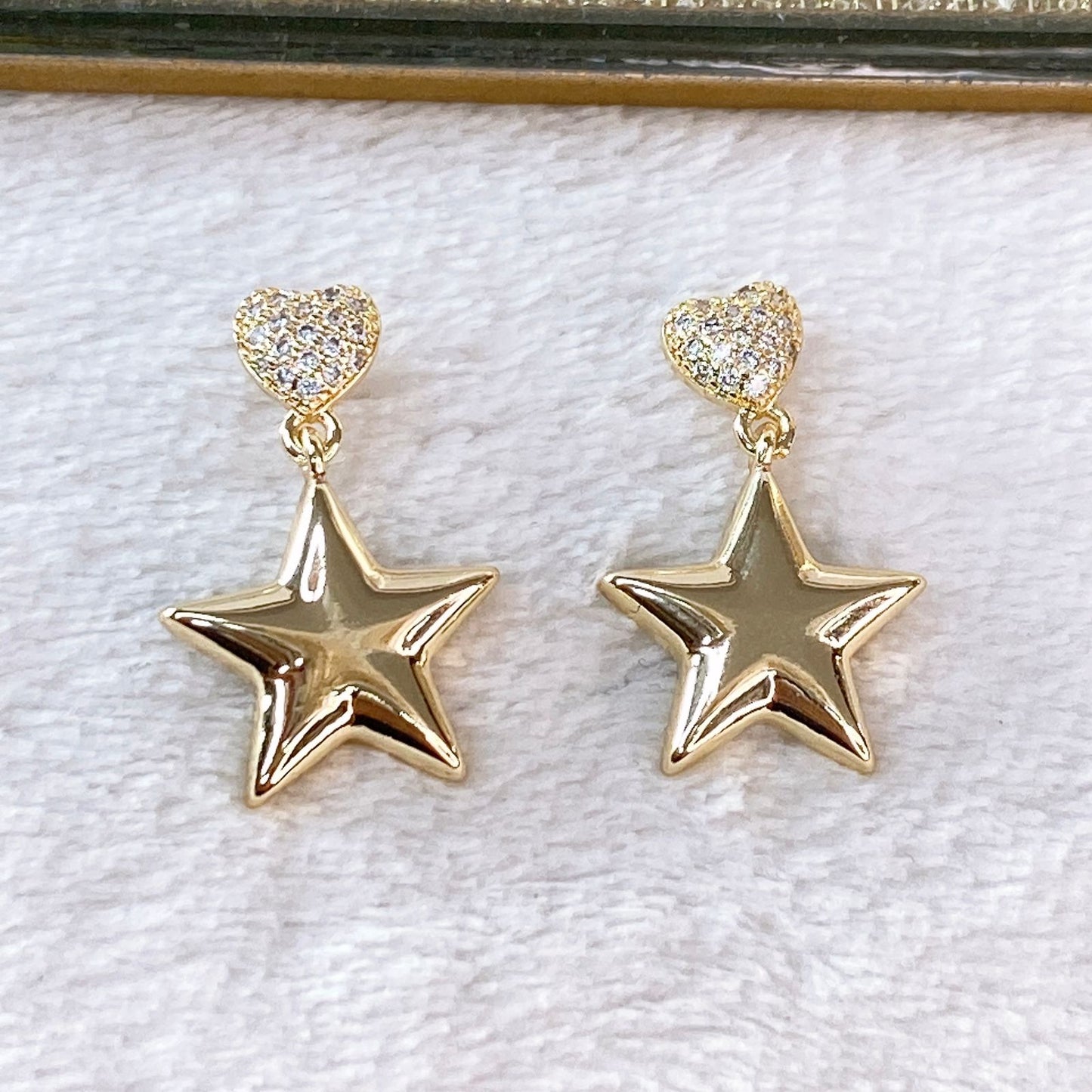 Arete de Chapa de Oro COA2157-1