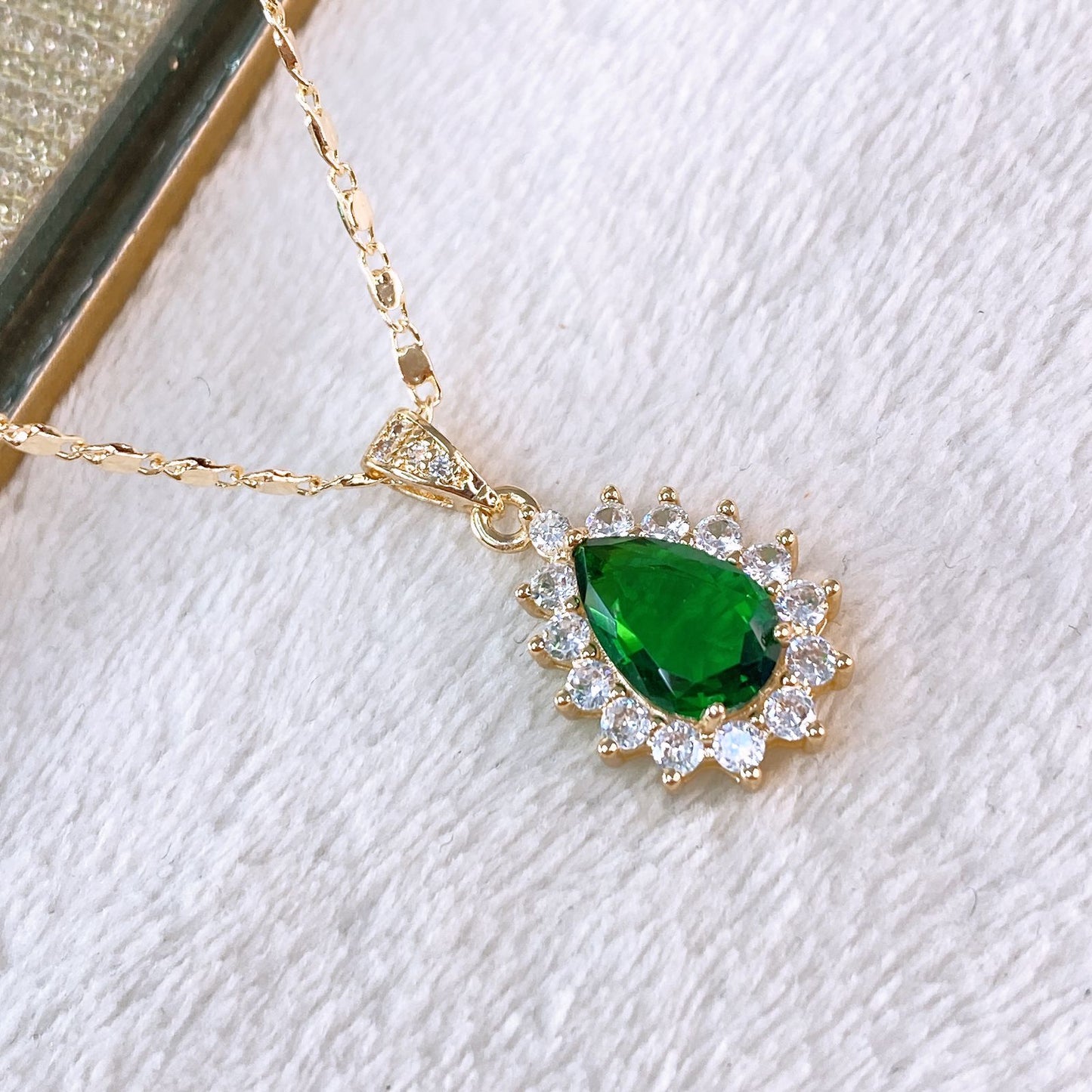 Collar de Chapa de Oro CC2295-1