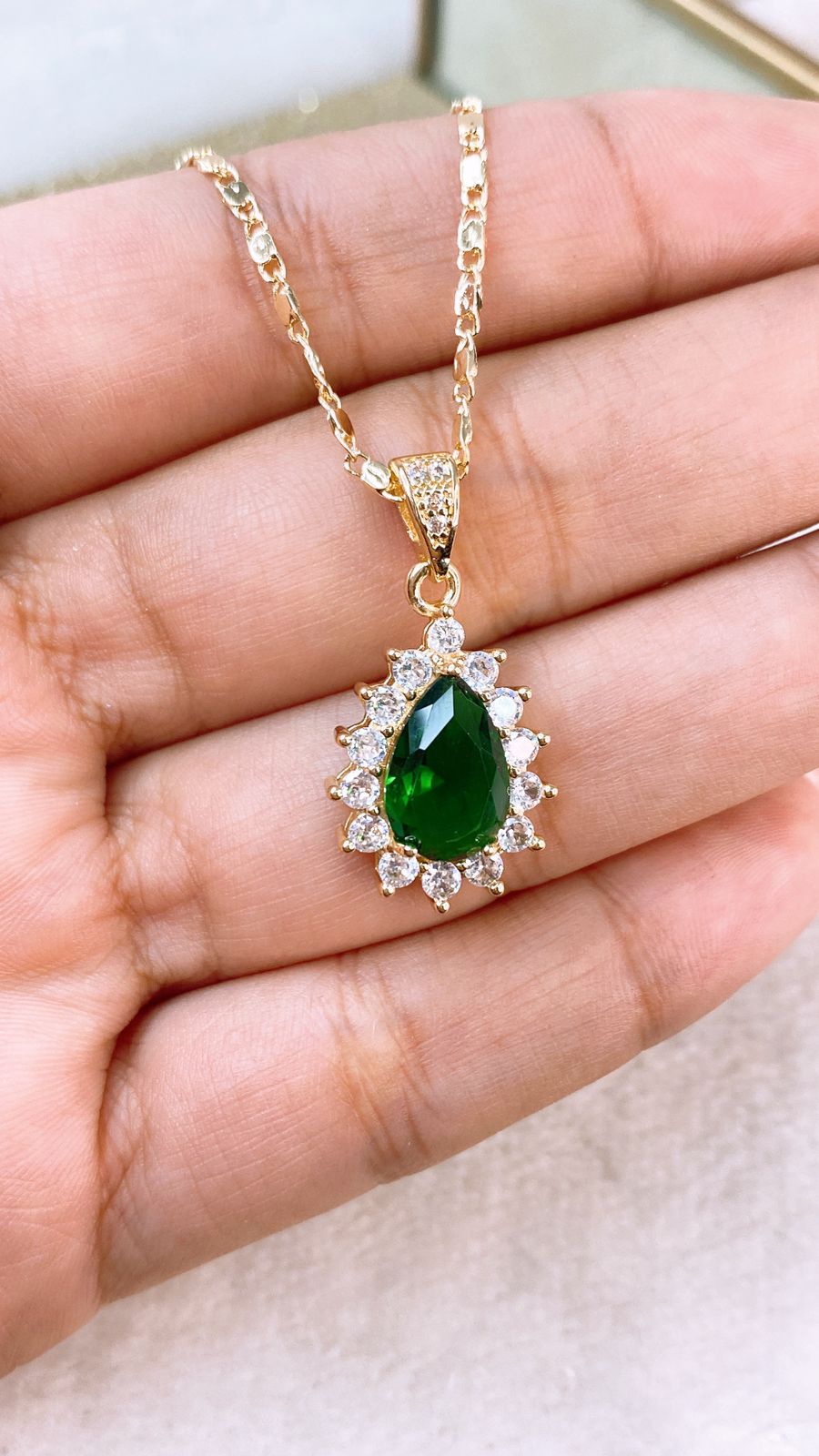 Collar de Chapa de Oro CC2295-1