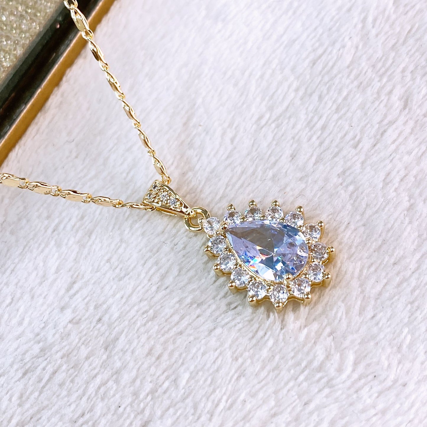 Collar de Chapa de Oro CC2295-3