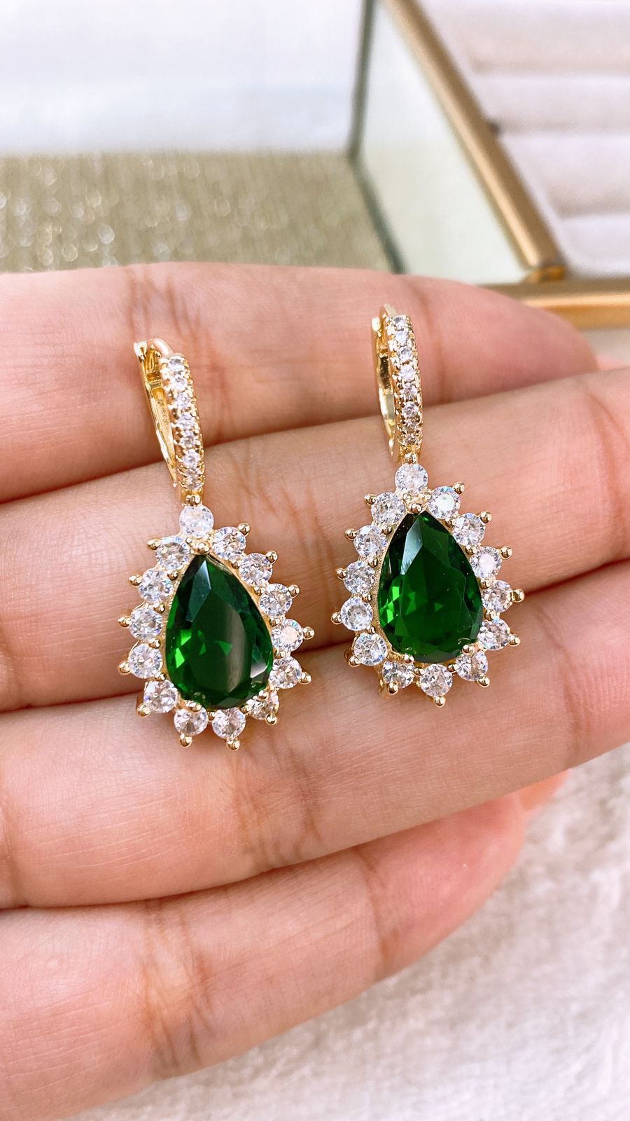 Arete de Chapa de Oro COA2358-3