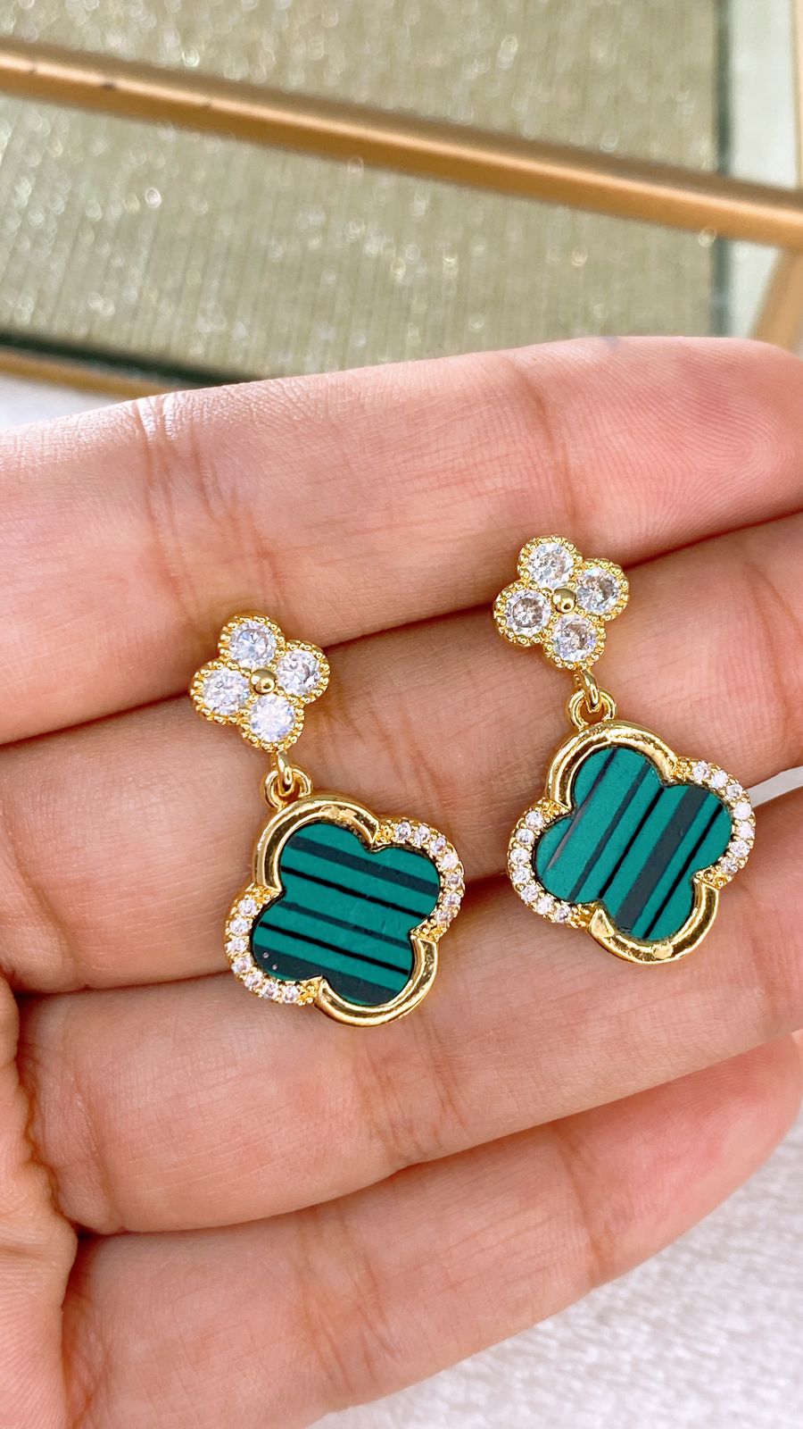 Arete de Chapa de Oro COA2357-4