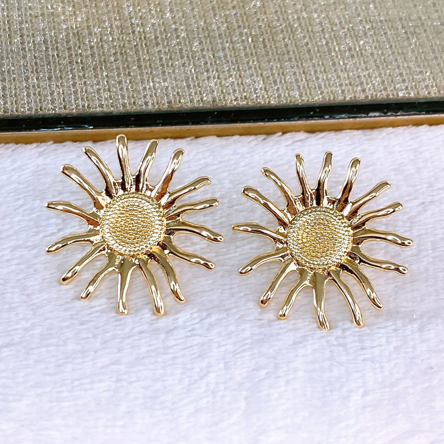 Arete de Chapa de Oro COA2363-1