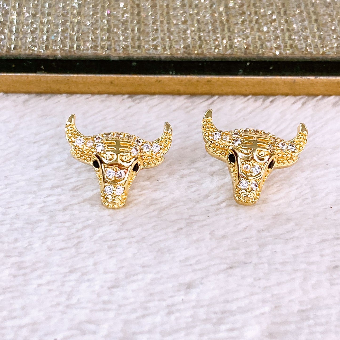 Arete de Chapa de Oro COA2368-1