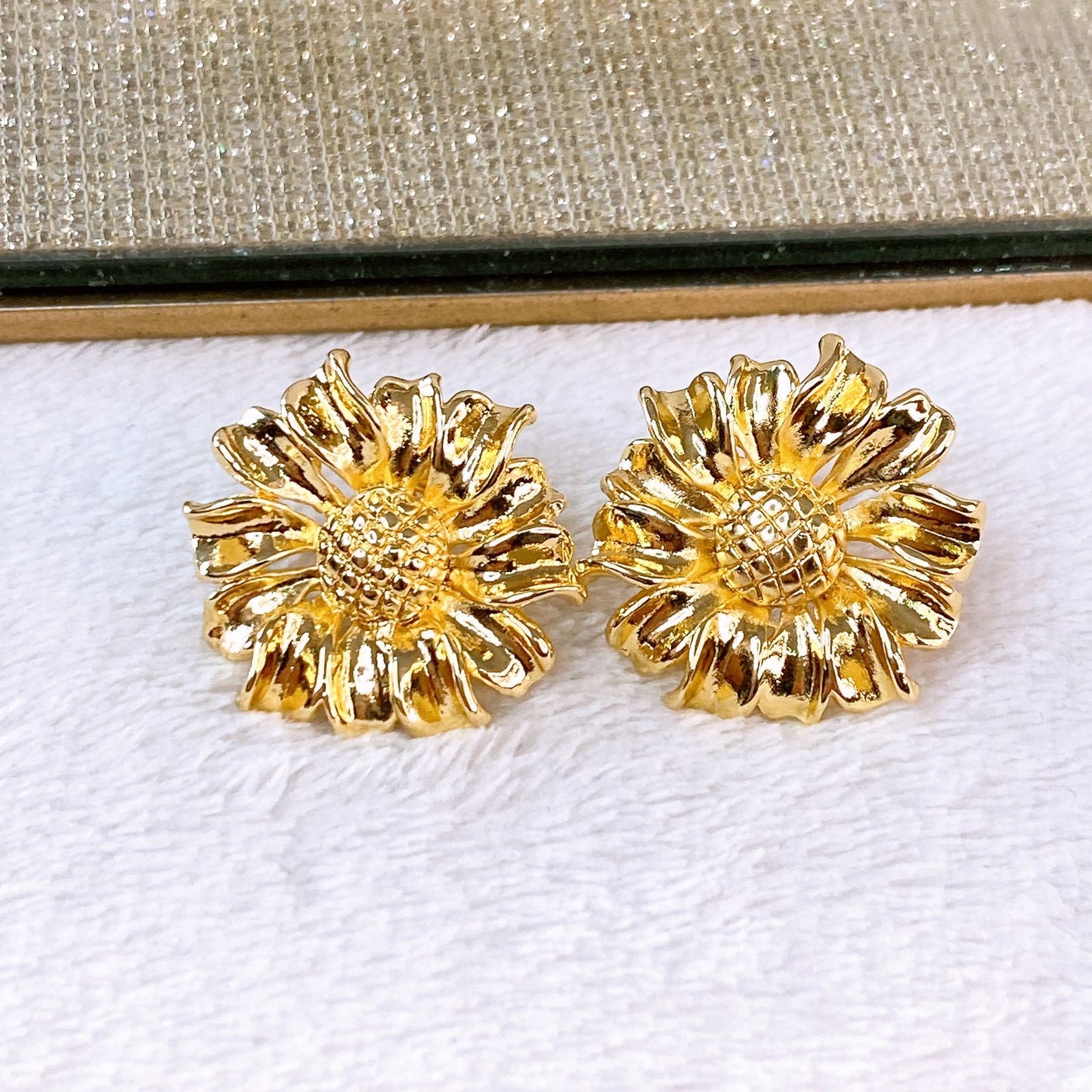 Arete de Chapa de Oro COA2380-1