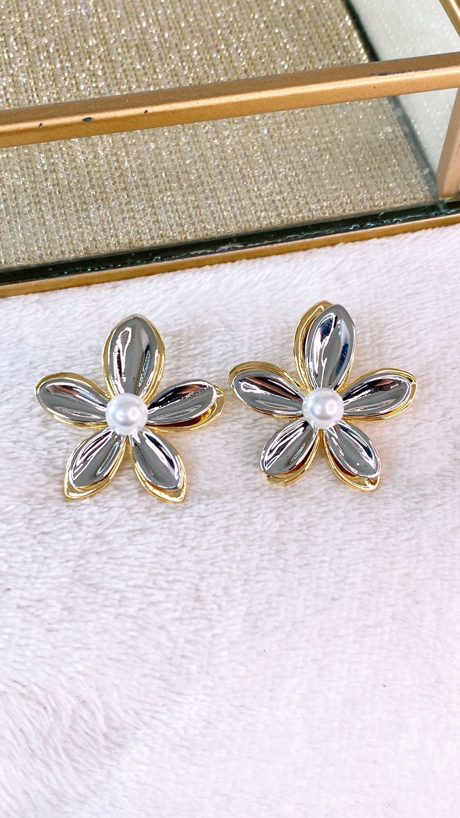 Arete de Chapa de Oro COA2390-1